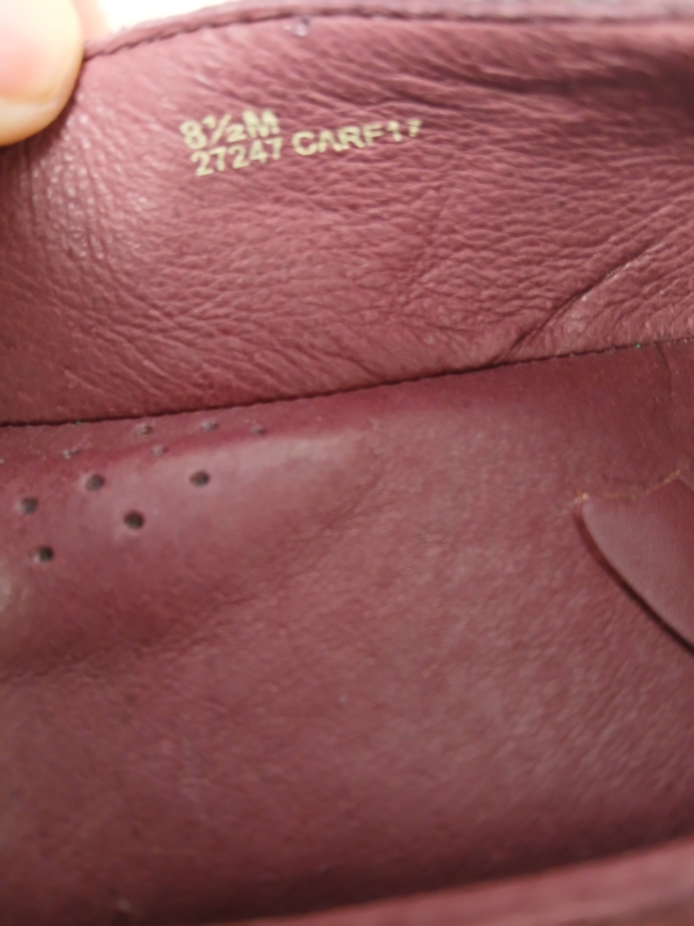 ✅️NWOT Women's Burgundy Suede Tie-Ankle Flats - Picture 7 of 8